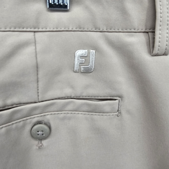 FootJoy quick dry flat front khaki shorts men's size 40 - Picture 2 of 8
